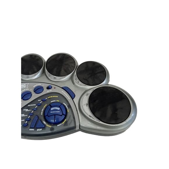 First Act Discovery 5 Pad Electric Drums MP3 In Battery Operated 2009 - Picture 4 of 7